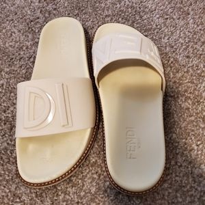 Fendi sandals size 11